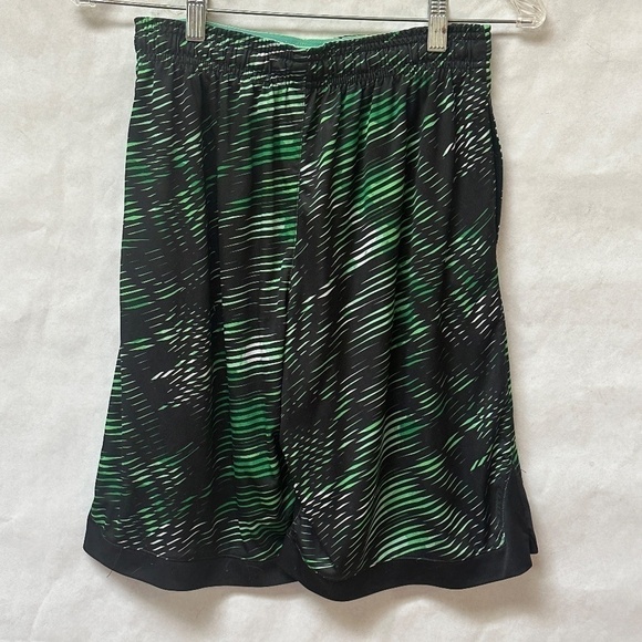 C9 Champion Basketball Athletic Black Green Activewear Trunks Shorts - Picture 5 of 5